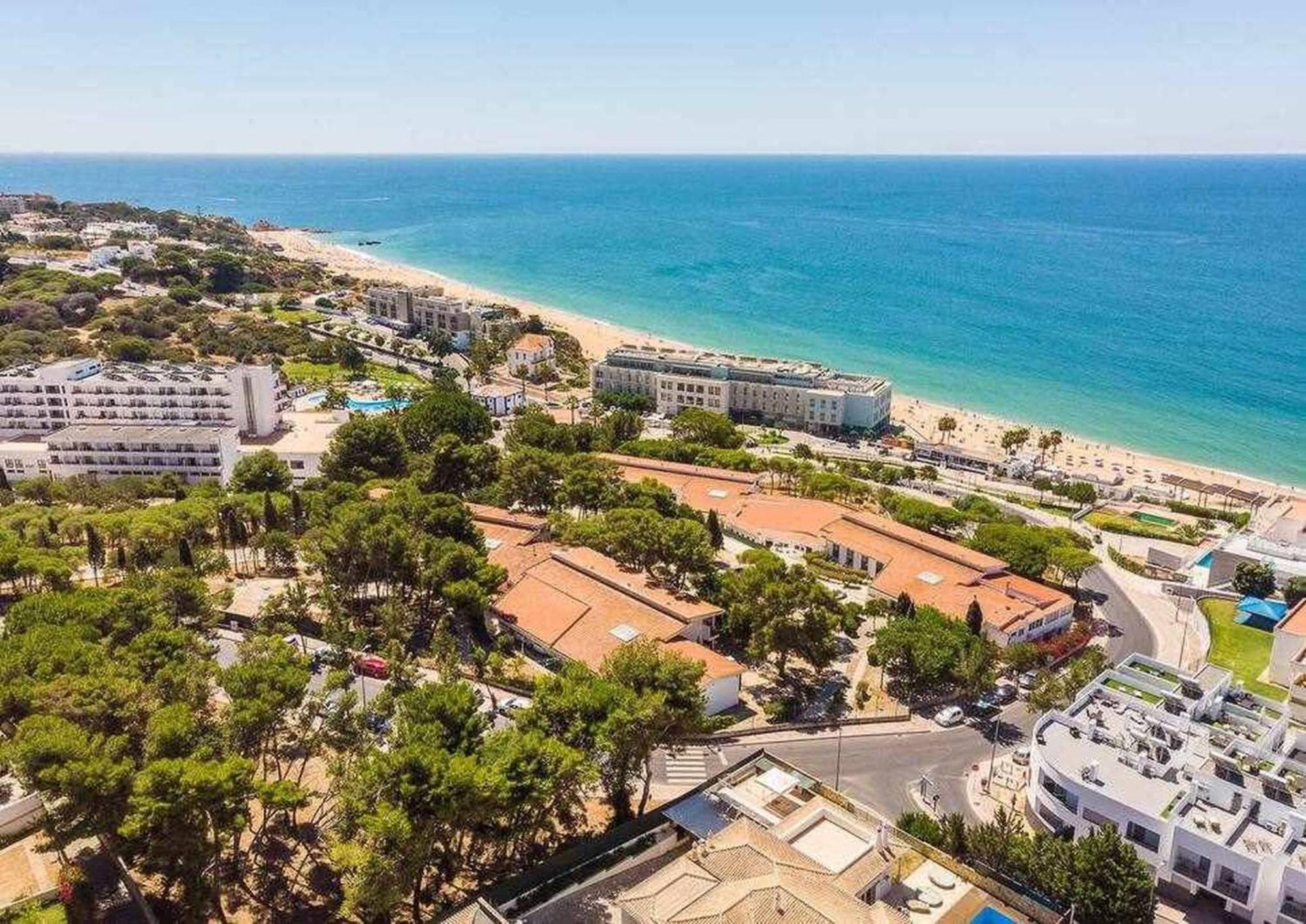 Central Town 2-Bedroom Apartment Albufeira Exteriör bild