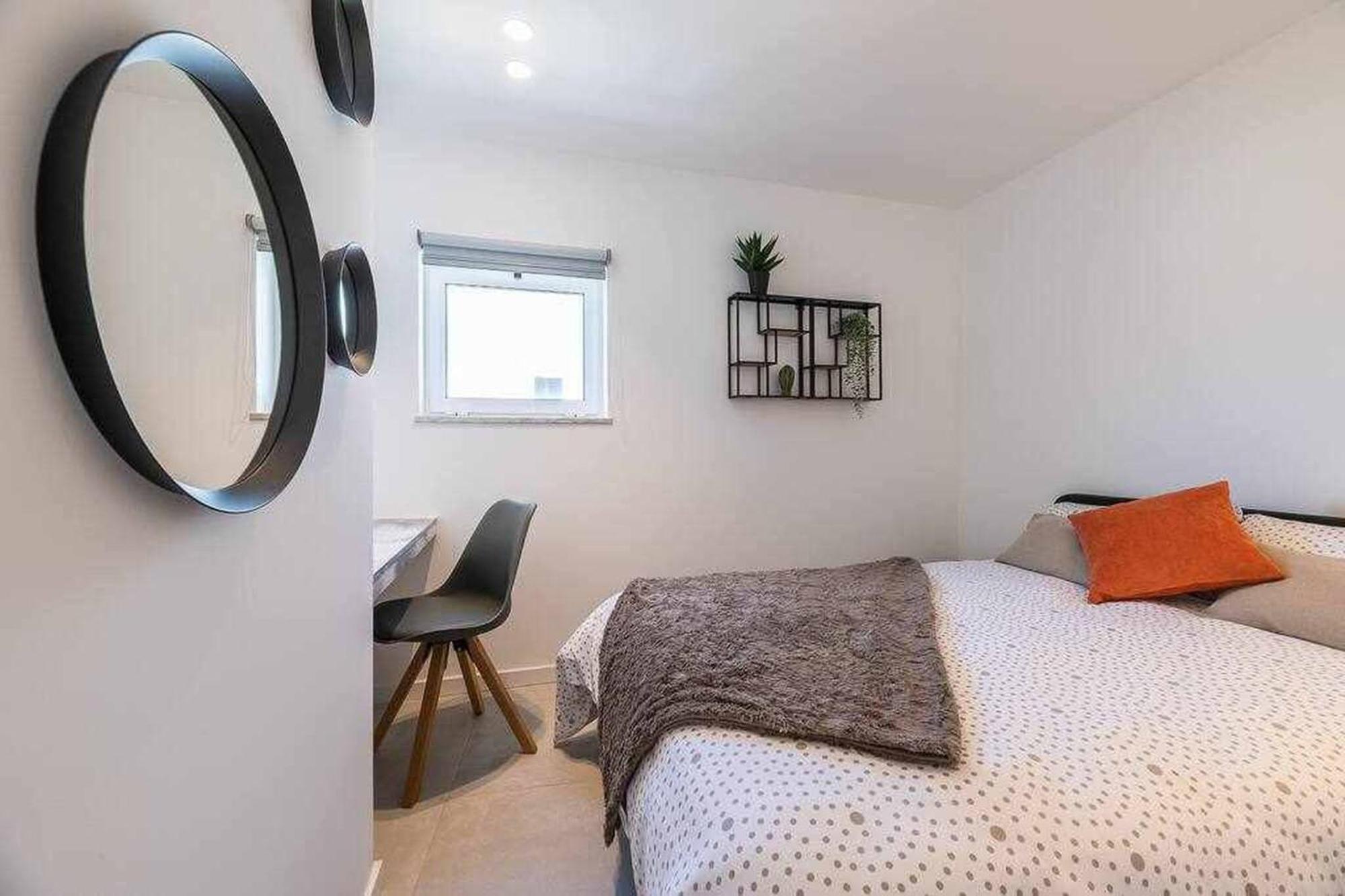 Central Town 2-Bedroom Apartment Albufeira Exteriör bild